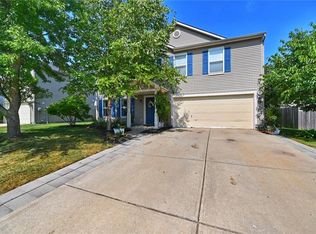 10002 Orange Blossom Trl, Fishers, IN 46038