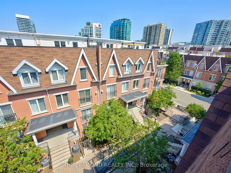 16 Laidlaw St #912 — Photo 25