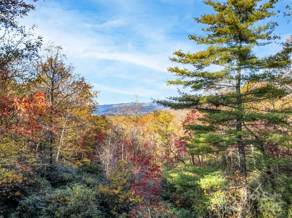 3314 Reserve Rd, Pisgah Forest, NC 28768