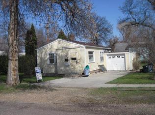 444 13th St NW, Minot, ND 58703