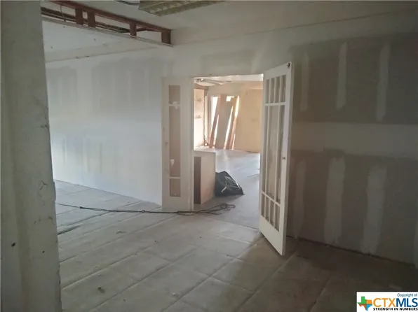 1205 W Avenue G, Temple, TX 76504