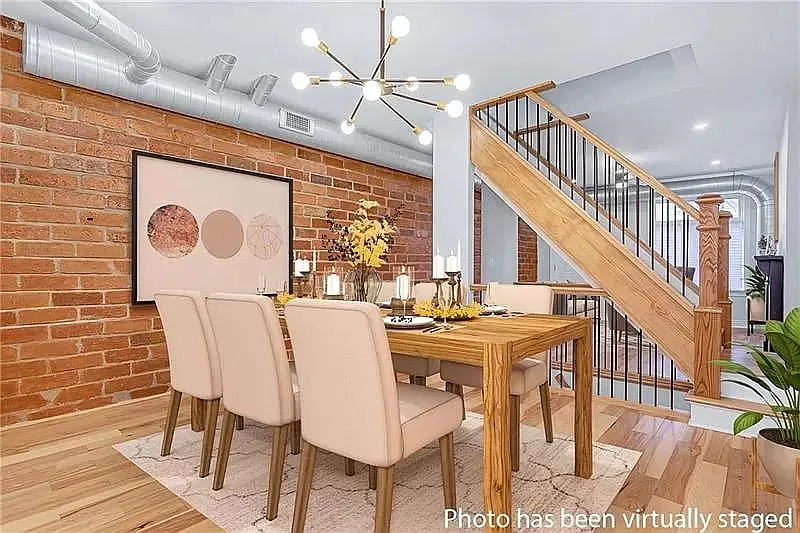 2 bed, 2.0 bath, 1004 sqft, $2,500 — Photo 4