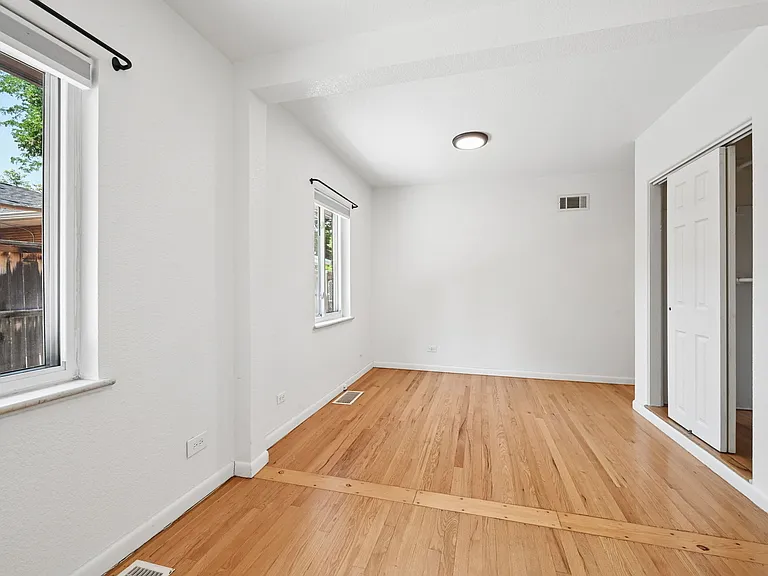 840 N Krameria St — Photo 57