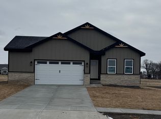 6121 Thor Ave, Davenport, IA