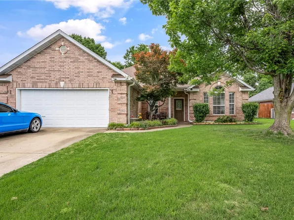 3803 SE 5th St, Bentonville, AR 72712