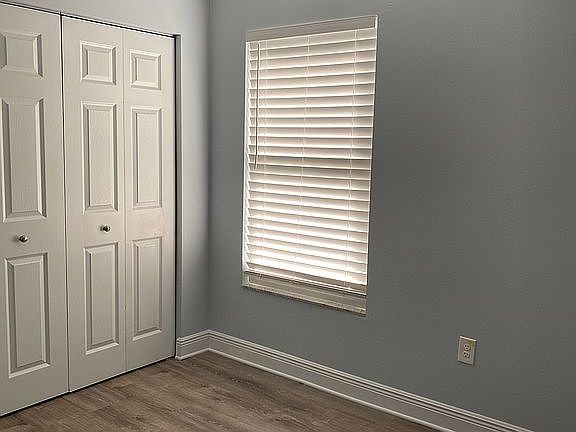 2nd bedroom, 10.5 x 10
