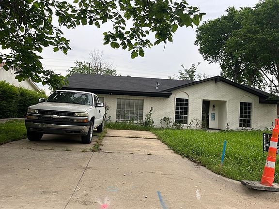 3rd image of 605 Neptune Dr