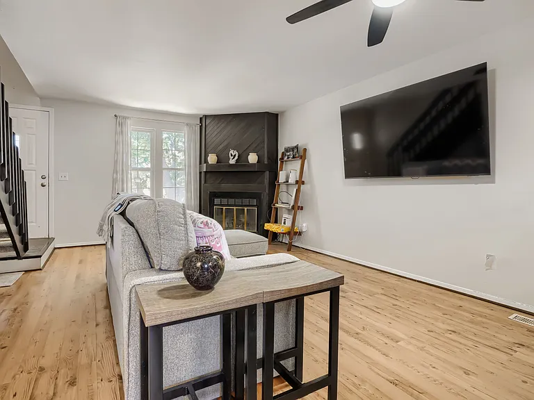 4606 S Dillon Ct #D — Photo 4