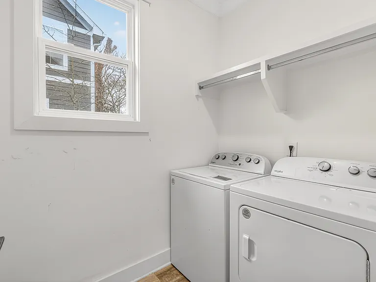 2404A Middle St — Photo 16