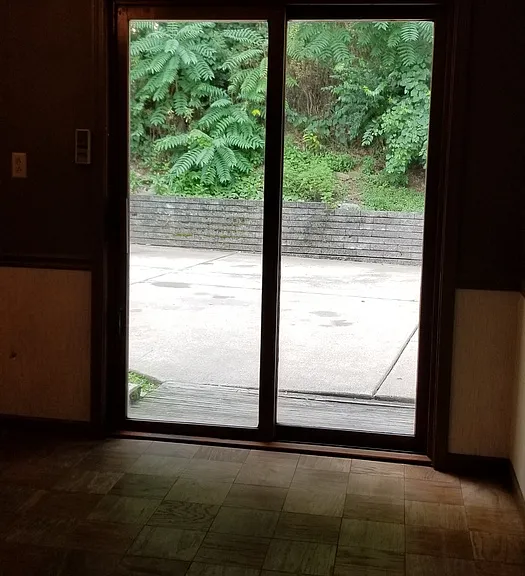 131 Court St — Photo 33