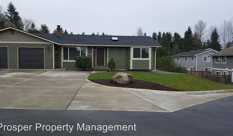 1st image of 13609-13611 114th Ave E