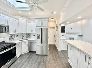 3317 30th Ave APT 2R, Astoria, NY 11103