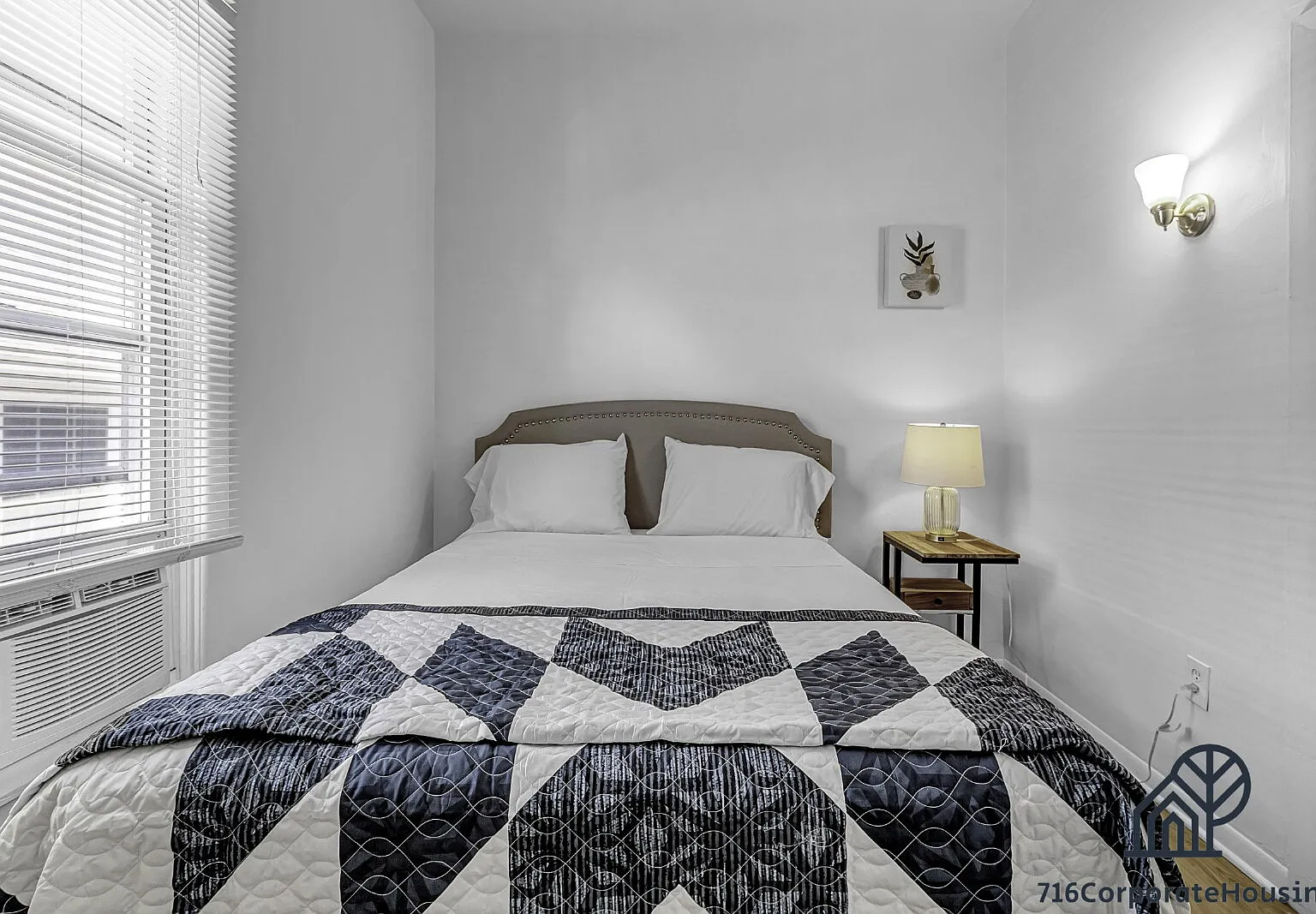 2 bed, 1.0 bath, $2,400 — Photo 1