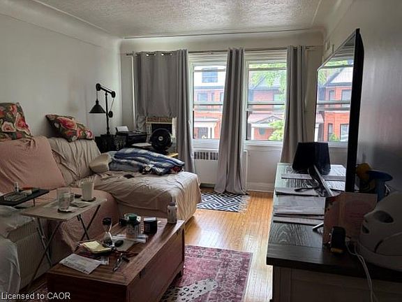 5th image of 172 Markland St #170