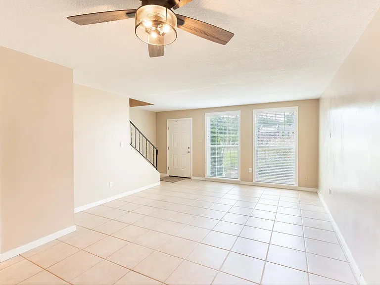 5850 Cypress Gardens Blvd #607 — Photo 5