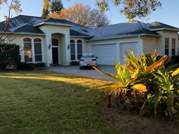 10626 Spring Lake Dr, Clermont, FL 34711