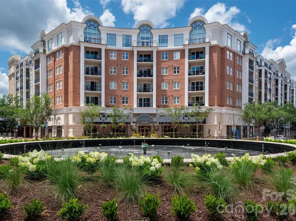 4620 Piedmont Row Dr Unit 304, Charlotte, NC 28210
