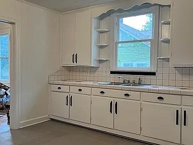 1st image of 509 Ridley Ave APT A