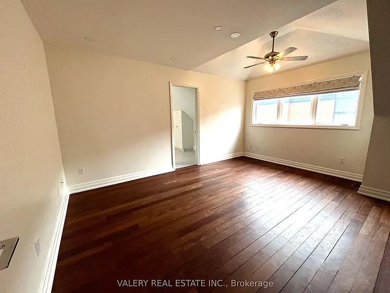 32 Belvedere Dr — Photo 18
