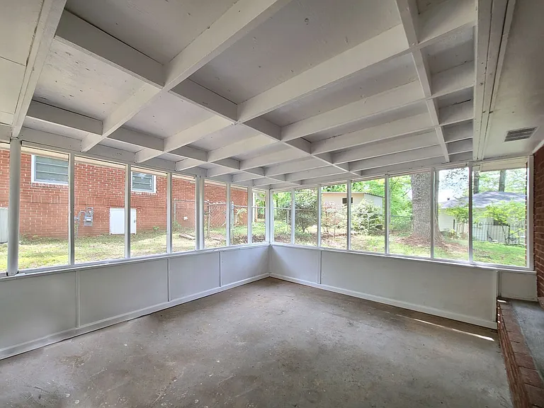 3225 Forrest Hills Dr — Photo 52
