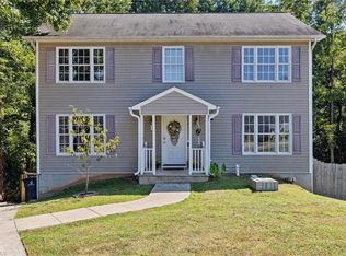 3942 Magnolia Place Ln, Winston Salem, NC 27107