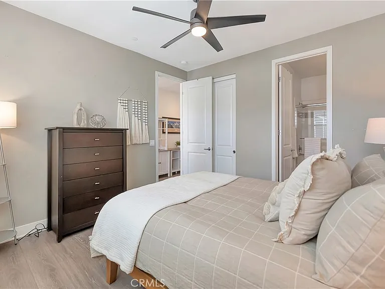 2105 Two Harbors Cir — Photo 29