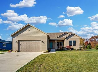 3873 S Elaine Dr, Warsaw, IN 46580