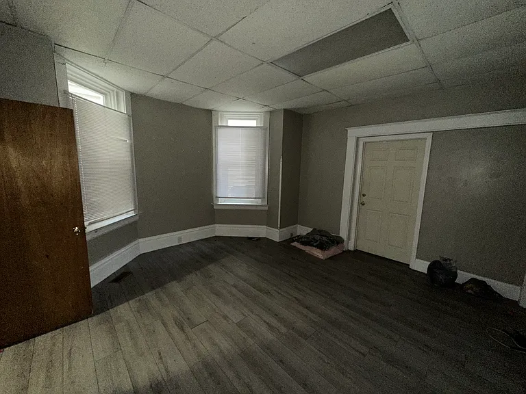 224 Bosley St — Photo 5