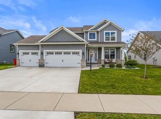 409 Harpers Ferry, Savoy, IL 61874