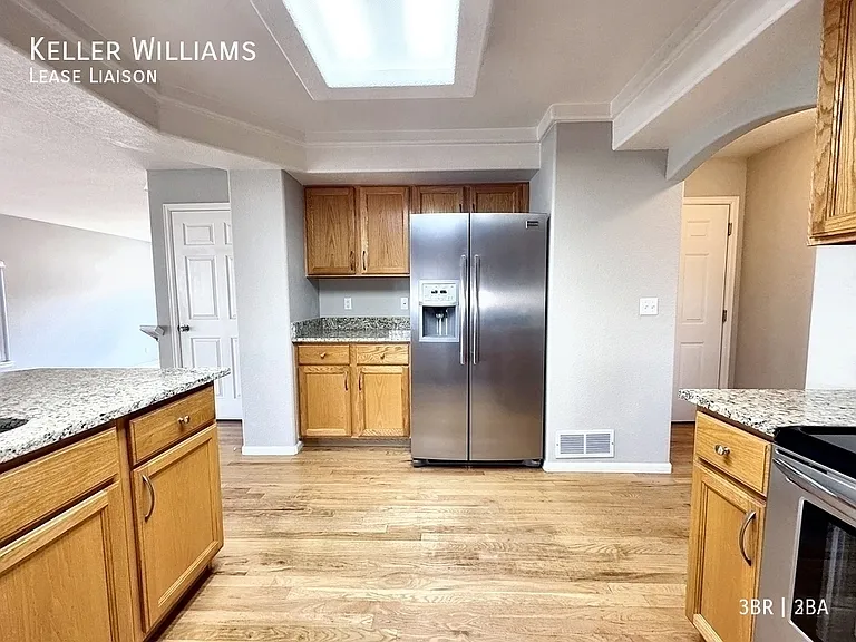1237 Laurenwood Way — Photo 9