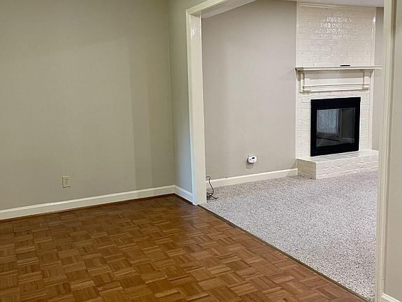 5th image of 7202 Lammers Ln