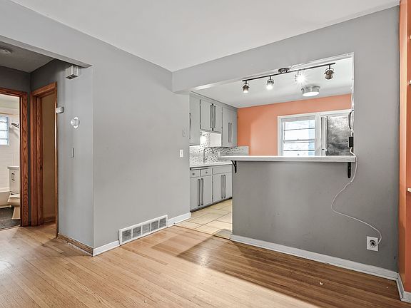 4th image of 1805 Talmage Ave SE #1