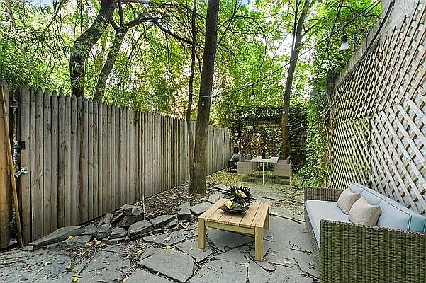 Rented by Compass | media 17