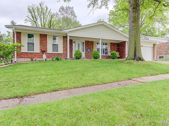 2nd image of 14560 Mondoubleau Ln