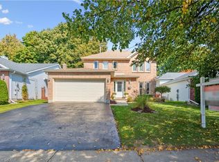 608 Osprey Dr, Waterloo, ON N2V2A7