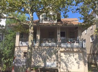 27 N Aberdeen Pl, Atlantic City, NJ 08401