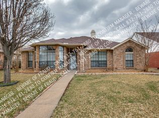 2729 Dukeswood Dr, Garland, TX 75040