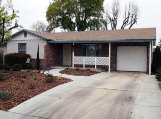 3235 Mayfair Dr N, Fresno, CA 93703