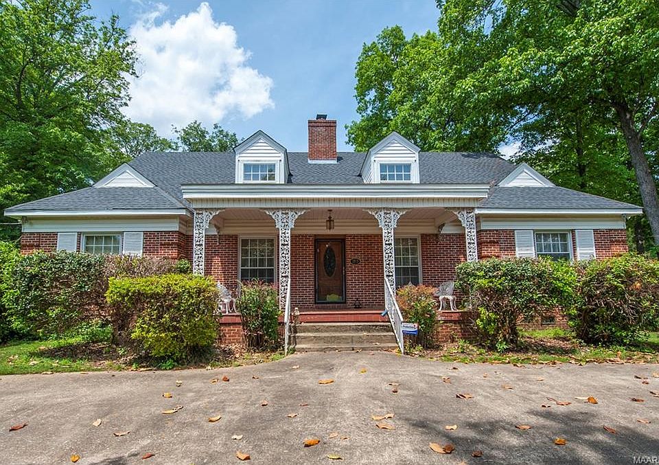 1st image of 3959 Camellia Dr