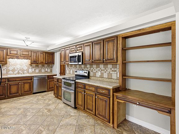 4th image of 287 Cheyenne Cir