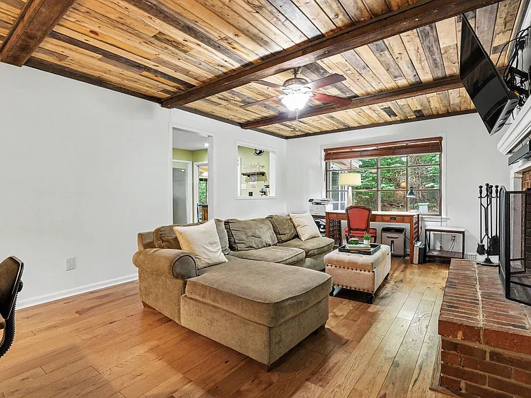 4125 Weaver Dr — Photo 11