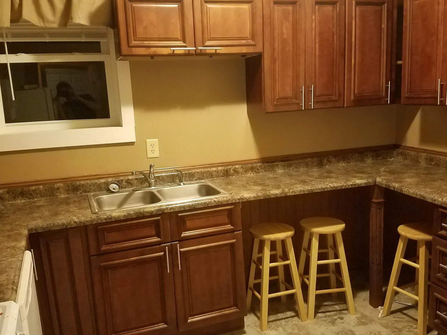 Studio, 450 sqft, $600 — Photo 2