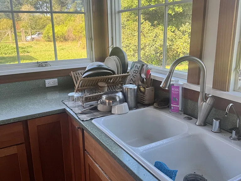 415 Evergreen Rd — Photo 17