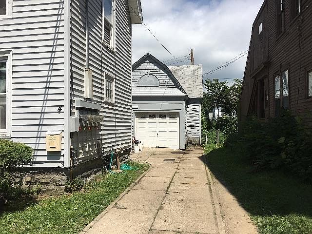 1st image of 312 W 5th St