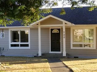 700 2nd St, Cosmopolis, WA 98537