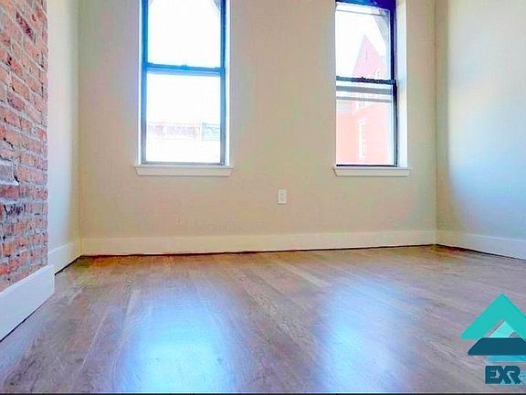 5th image of 1355 Putnam Ave #A1git