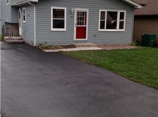 1411 Chestnut Dr, Round Lake Beach, IL
