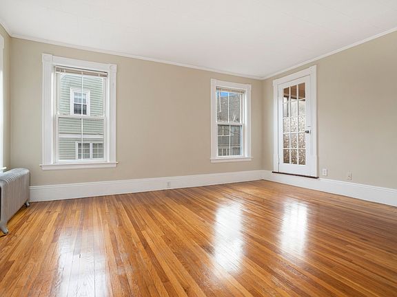 5th image of 54 Las Casas St #2