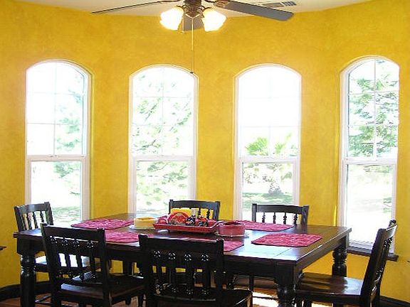 Breakfast Room