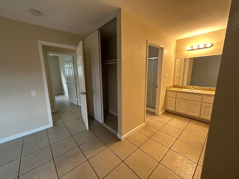 2104 Sharon Way — Photo 16